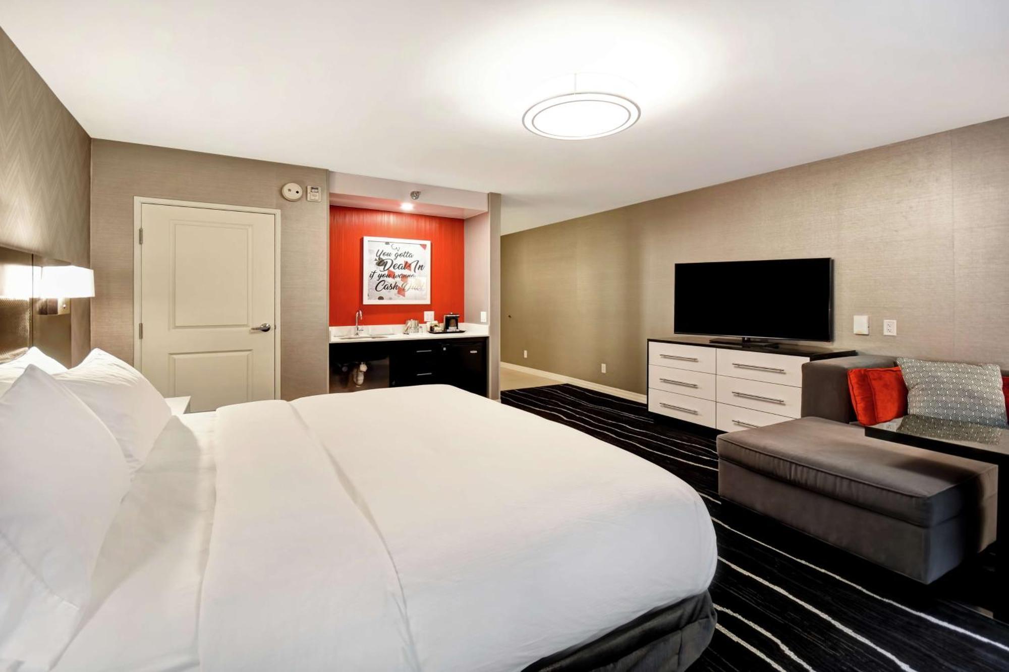 Doubletree By Hilton Deadwood At Cadillac Jack'S Экстерьер фото