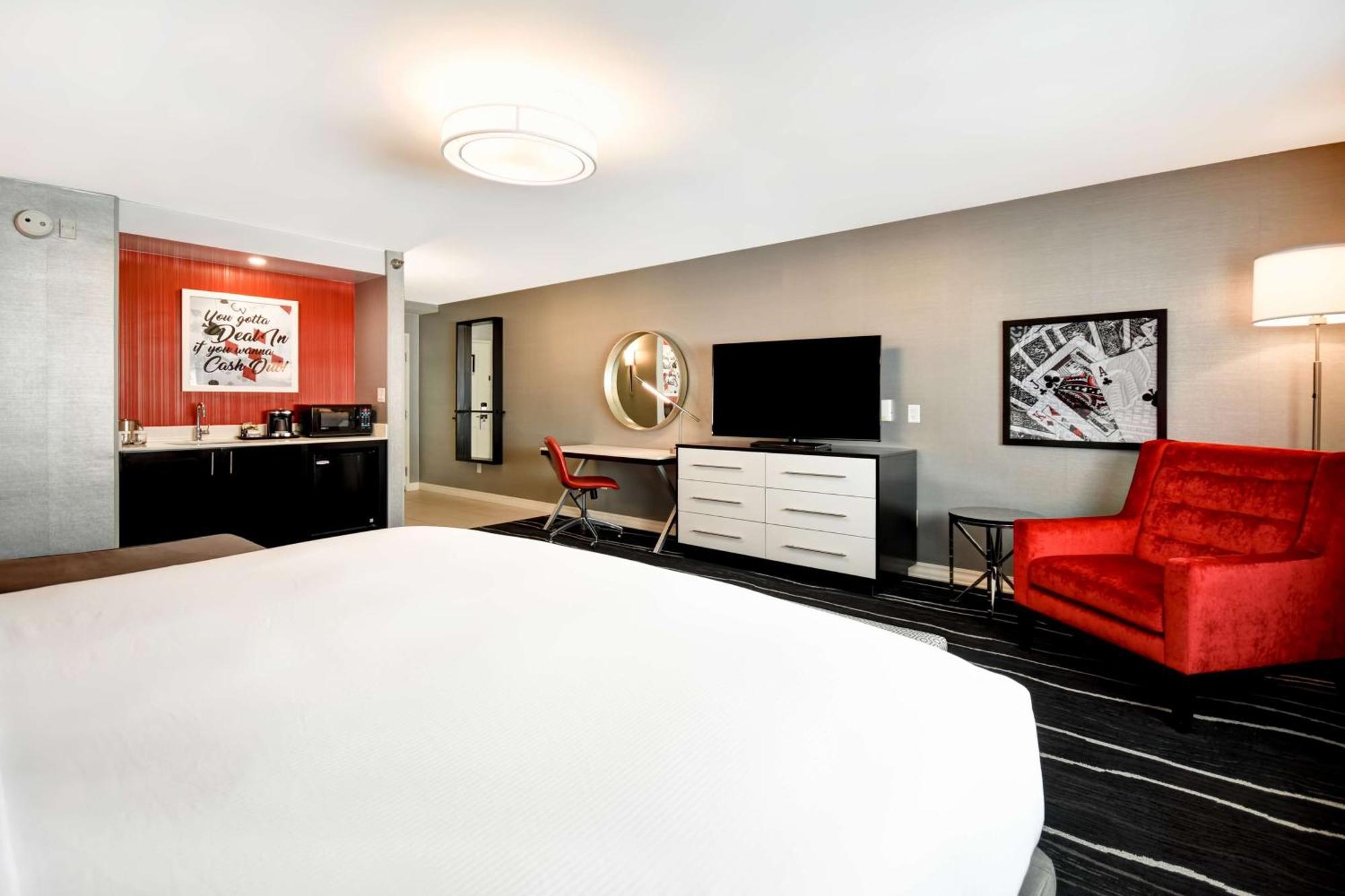Doubletree By Hilton Deadwood At Cadillac Jack'S Экстерьер фото