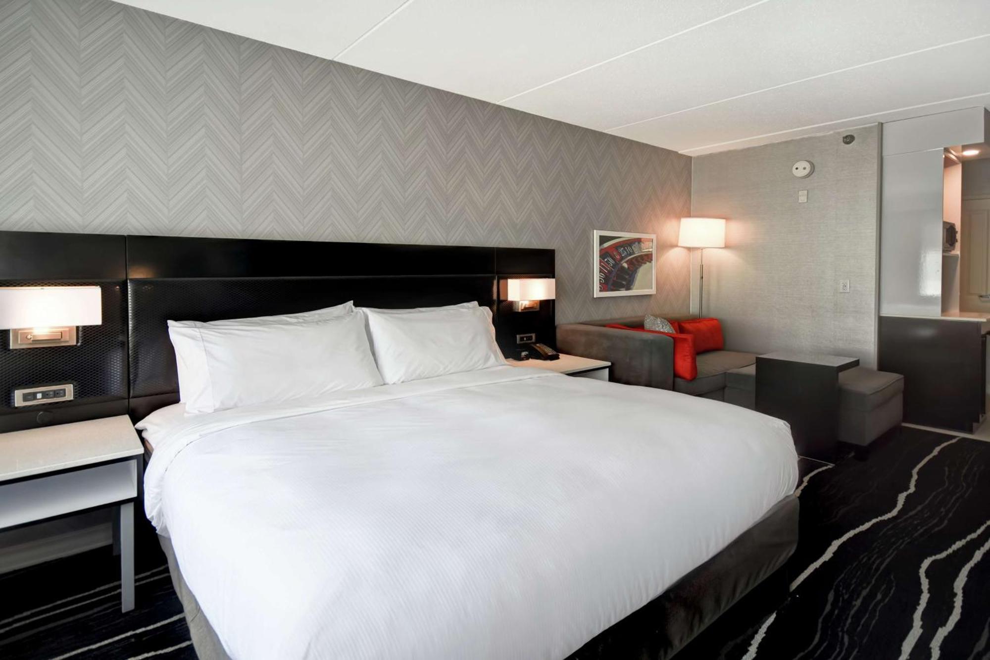 Doubletree By Hilton Deadwood At Cadillac Jack'S Экстерьер фото