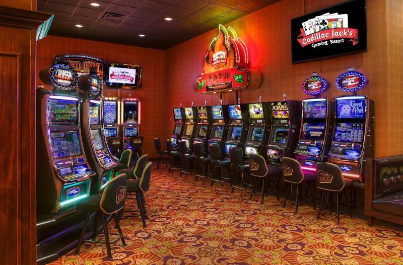 Doubletree By Hilton Deadwood At Cadillac Jack'S Экстерьер фото